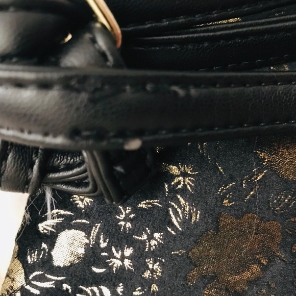 Sole Society Velvet Gold Foldable Clutch Crossbody - Picture 5 of 7